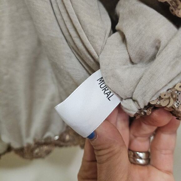 Mural NWT Gold Bling Sequence Cropped Jacket. Onesize. FLAW!! Party. Drag queen. - Picture 12 of 14